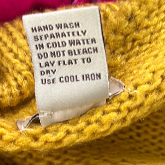 Anthropologie Escio Mustard Yellow Woven Knit Cap Sleeve V-Neck Sweater - S - Picture 11 of 12